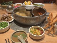 -巴奴毛肚火锅(龙湖锦艺城店)