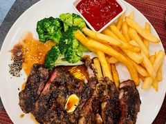 -WOLFGANG PUCK KITCHEN & BAR(迪士尼小镇店)