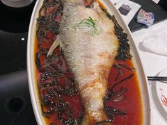 红蒸香鱼-忆家一宴(大木桥路旗舰店)