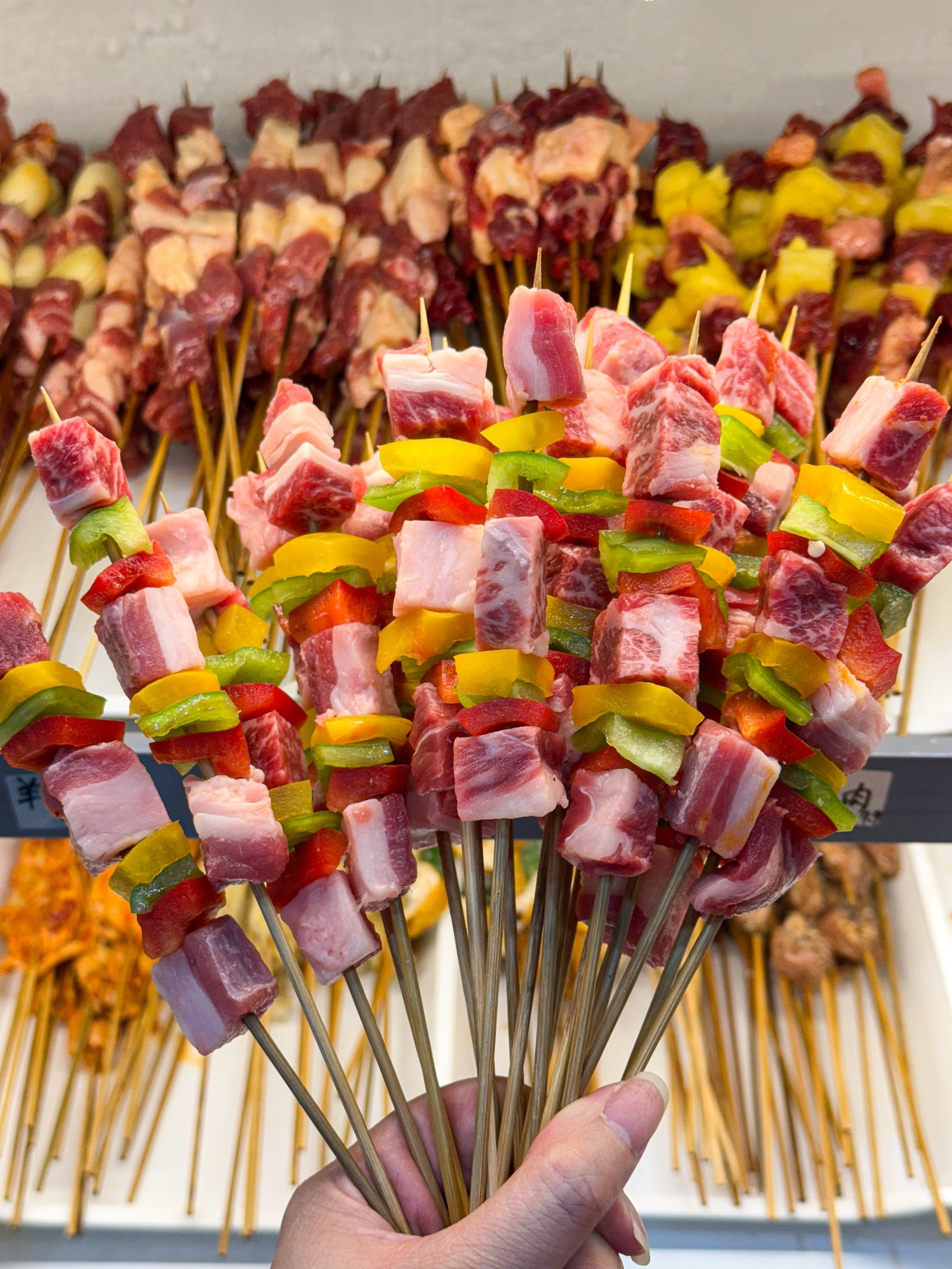 在成都,可以永远相信苍蝇馆子的含金量!