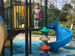 -上海滴水湖皇冠假日酒店