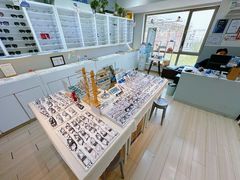 -天空之镜眼镜店蔡司依视路授权店(天通苑店)