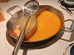 -左庭右院鲜牛肉火锅(金山万达店)