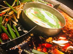 -渝涯重庆豆花老火锅(中赢国际店)