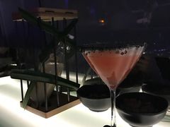 -OZONE 顶楼酒吧(香港丽思卡尔顿酒店)