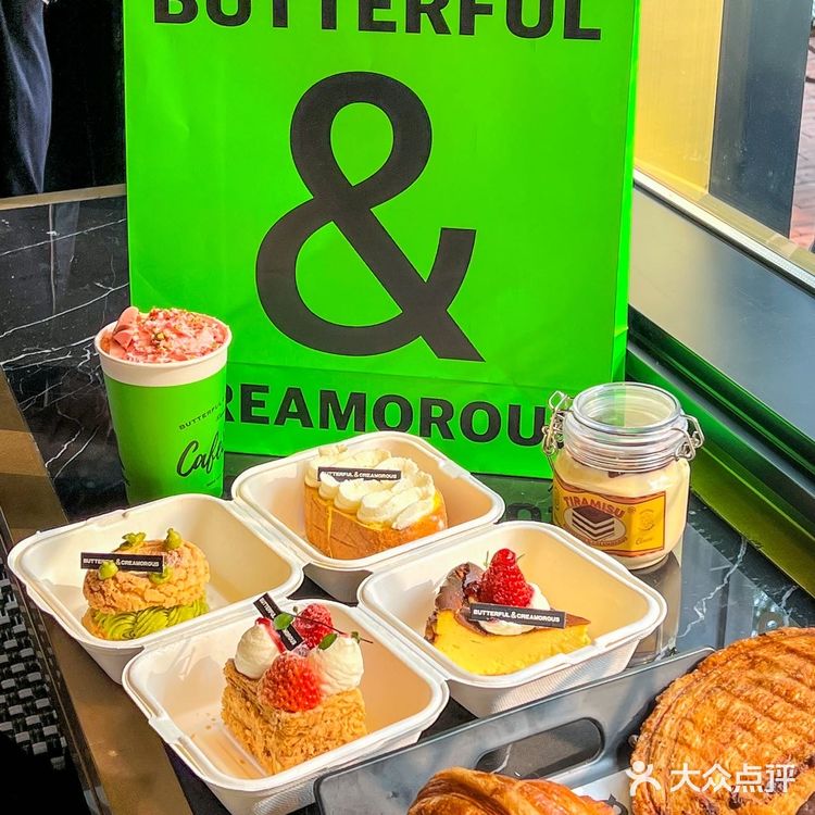 武汉这家新店我敢说绝对是新晋排队王…