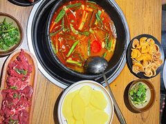 -贵厨酸汤牛肉(花果园国际中心店)