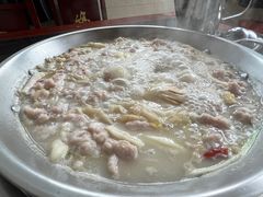 -老来福·非遗酸汤兔(凯旋路店)