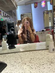 -PE SALON