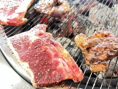 -围炉肉舍丹东海鲜烤肉·烤活鳗(步行街店)