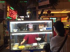 -海口骑楼小吃街