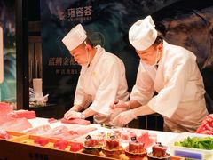 -雍容荟活波龙自助餐(IFS黑金店)