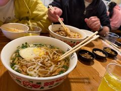 -矮子粉店1985·长沙米粉(湘春路店)