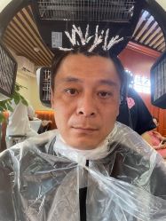 -米娜男士新国潮理发馆