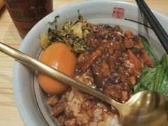 -呼啦面馆·头牌豌杂面(建新东路店)