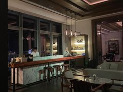 -瑰丽酒店·海吧·天际下午茶·现场DJ·天台酒吧