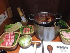 -独食火锅·半米屋台(直营总店)