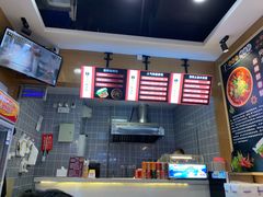 -侯志伟纯手工酸辣粉(荣民时代广场店)