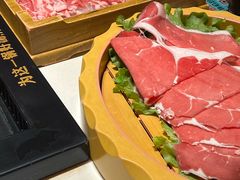 -老牌坊云南鱼豆花火锅(哈西万达店)