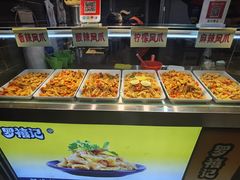 -八一路好吃街(雨田商务大厦店)