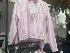 -lululemon(上海浦东IFC店)