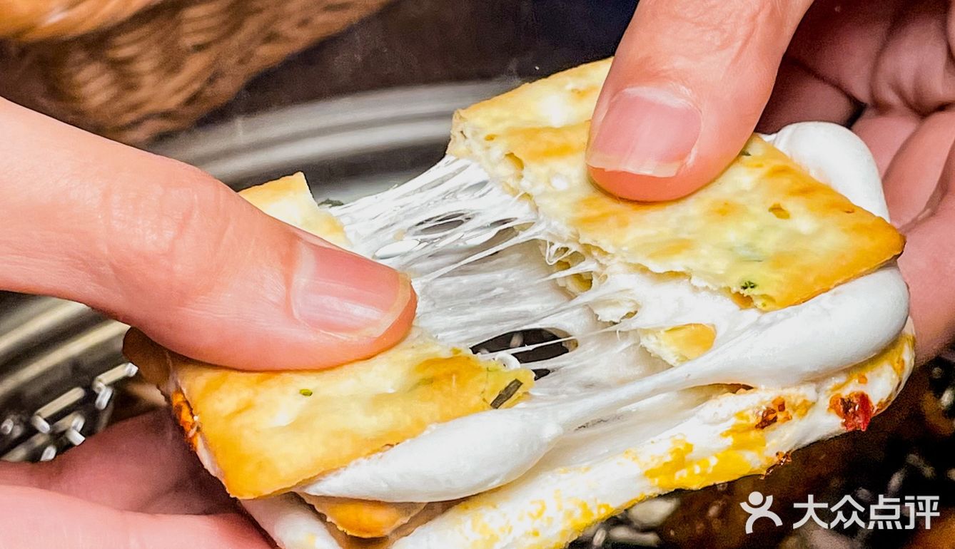 不愧是成都亚洲烤肉王❗️把Rap演唱会搬来了💥 