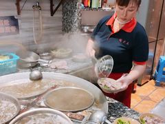 -谢老五跷脚牛肉·非遗传承店