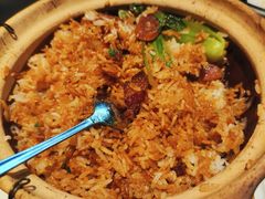 广式腊味煲仔饭-粤·啫啫
