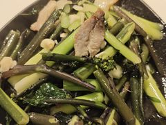 -老街烧烤大排档·地道湖北菜·龙虾馆(汉口火车站店)