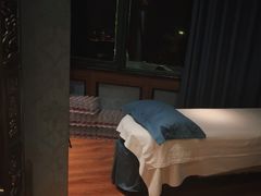 -臻享养生·SPA·影院式足道(汇臻店)