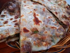 -溢心园香河肉饼总店