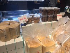 -Dough&Joe团憩(瑞虹天地月亮湾店)