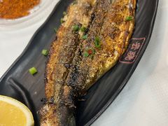 -云晓光头烧烤吧(德平路店)