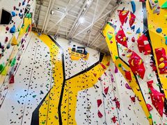 -问山MountQuest攀岩馆