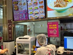 -小杨生煎(金山百联购物中心3楼店)