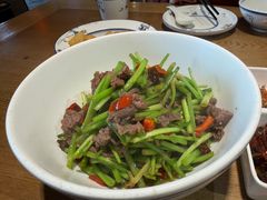 -小洞天柴火土菜馆