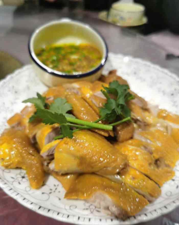 洪霞餐馆-"洪霞,民间炊烟的光芒,凭稳定的美味输出被.