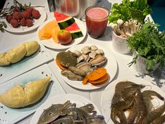 -领鲜活海鲜榴莲自助火锅(东门店)