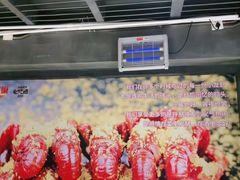 -龙巢盱眙龙虾·牛蛙·烧烤宵夜(八卦岭店)