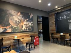 大堂-星巴克(天津五大道店)