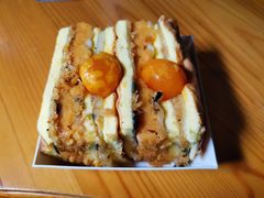 蛋黄海苔肉松三明治-千里酥(中山北路店)