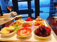 -江上荟·创意中国菜(绿地缤纷城店)