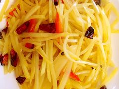 酸辣土豆丝-宽窄巷子(米兰中央火车站店)