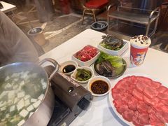 -活潑鲜跳(湖滨商业街店)