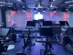 -TANGO LIVEHOUSE动感单车(巴黎春天店)