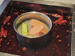 -二荆条·蜀鲜汇城市森林火锅