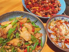 正经小炒肉-十三式重庆江湖菜(金茂览秀城店)