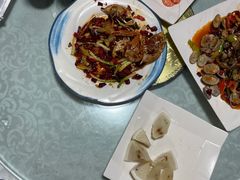 -范饭椰林川湘味海鲜·椰子鸡(三亚湾椰梦长廊店)