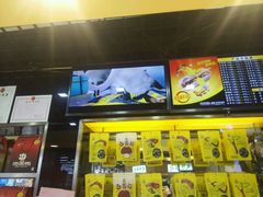 -周黑鸭(郑州新世界百货店)