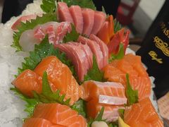 -花和海鲜自助(梅江店)